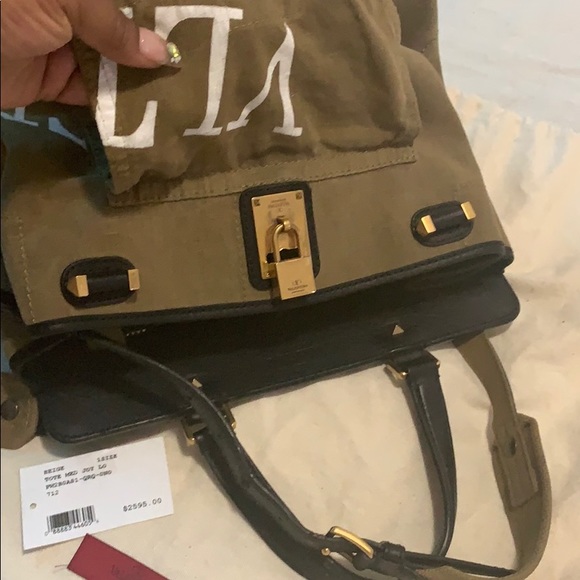 Purse - Picture 3 of 4